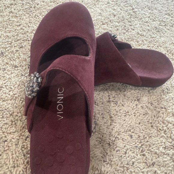 Vionic Burgundy Mules with Embellished Strap - Picture 3 of 4